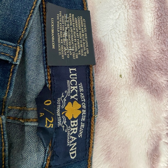 New with tags Lucky brand charlie skinny jeans - Picture 2 of 4